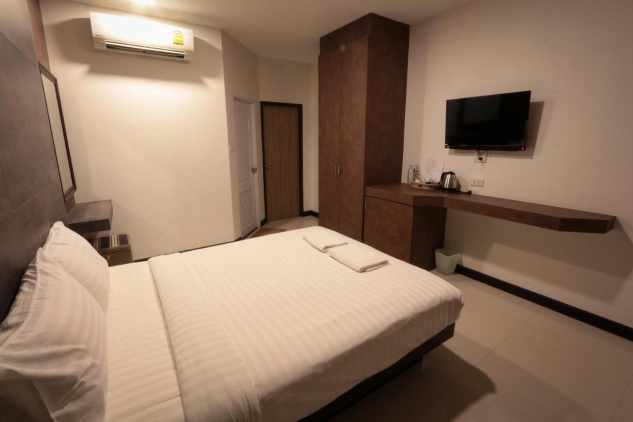 Fortune Surin Hotel Exterior foto