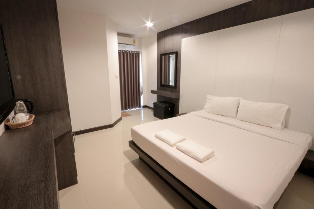 Fortune Surin Hotel Exterior foto