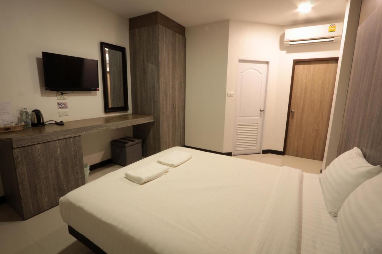 Fortune Surin Hotel Exterior foto