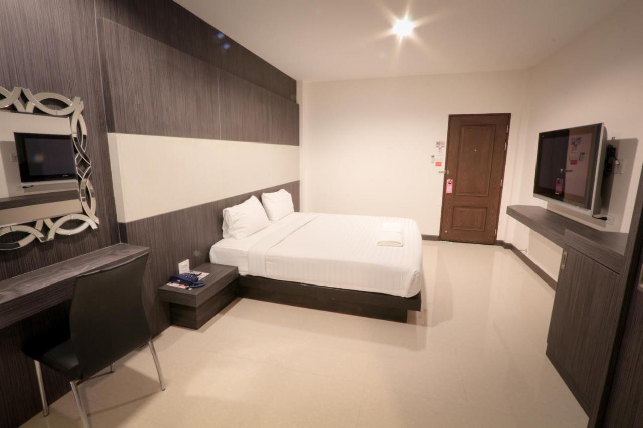 Fortune Surin Hotel Exterior foto