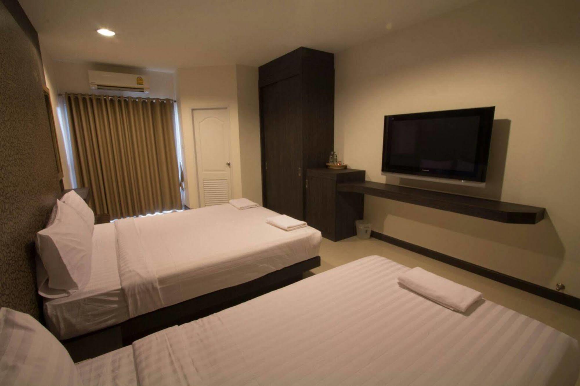 Fortune Surin Hotel Exterior foto