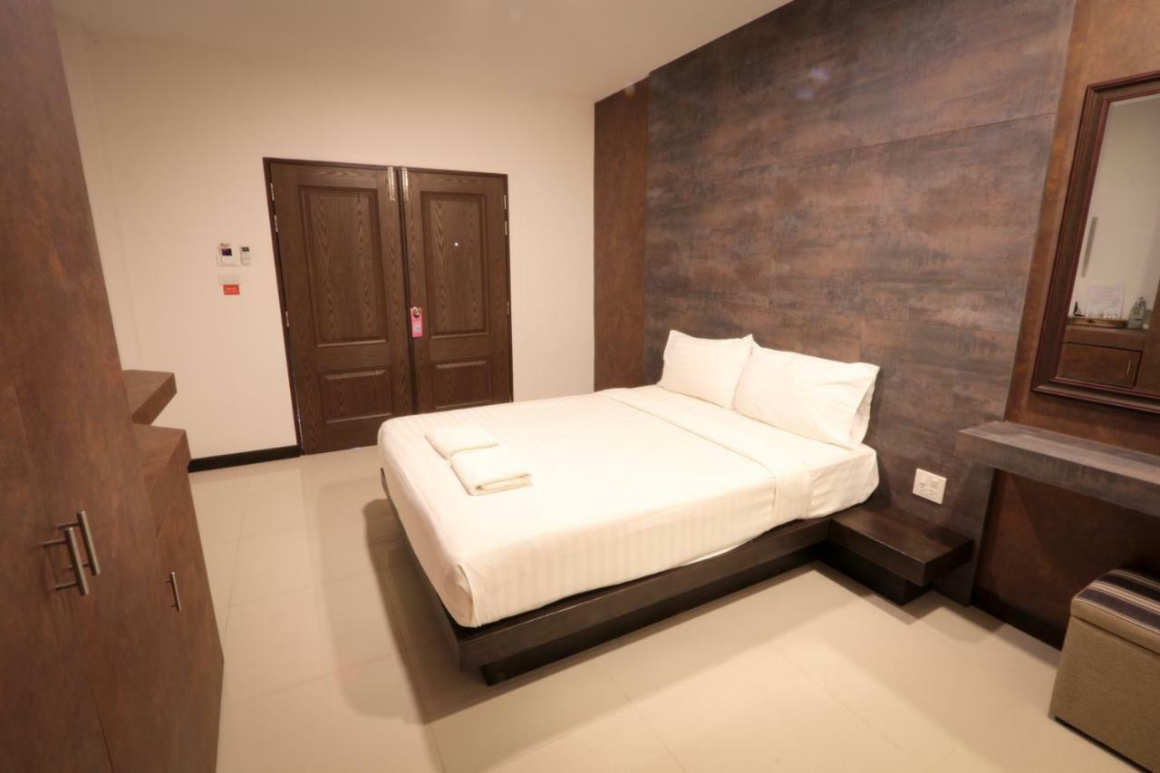 Fortune Surin Hotel Exterior foto